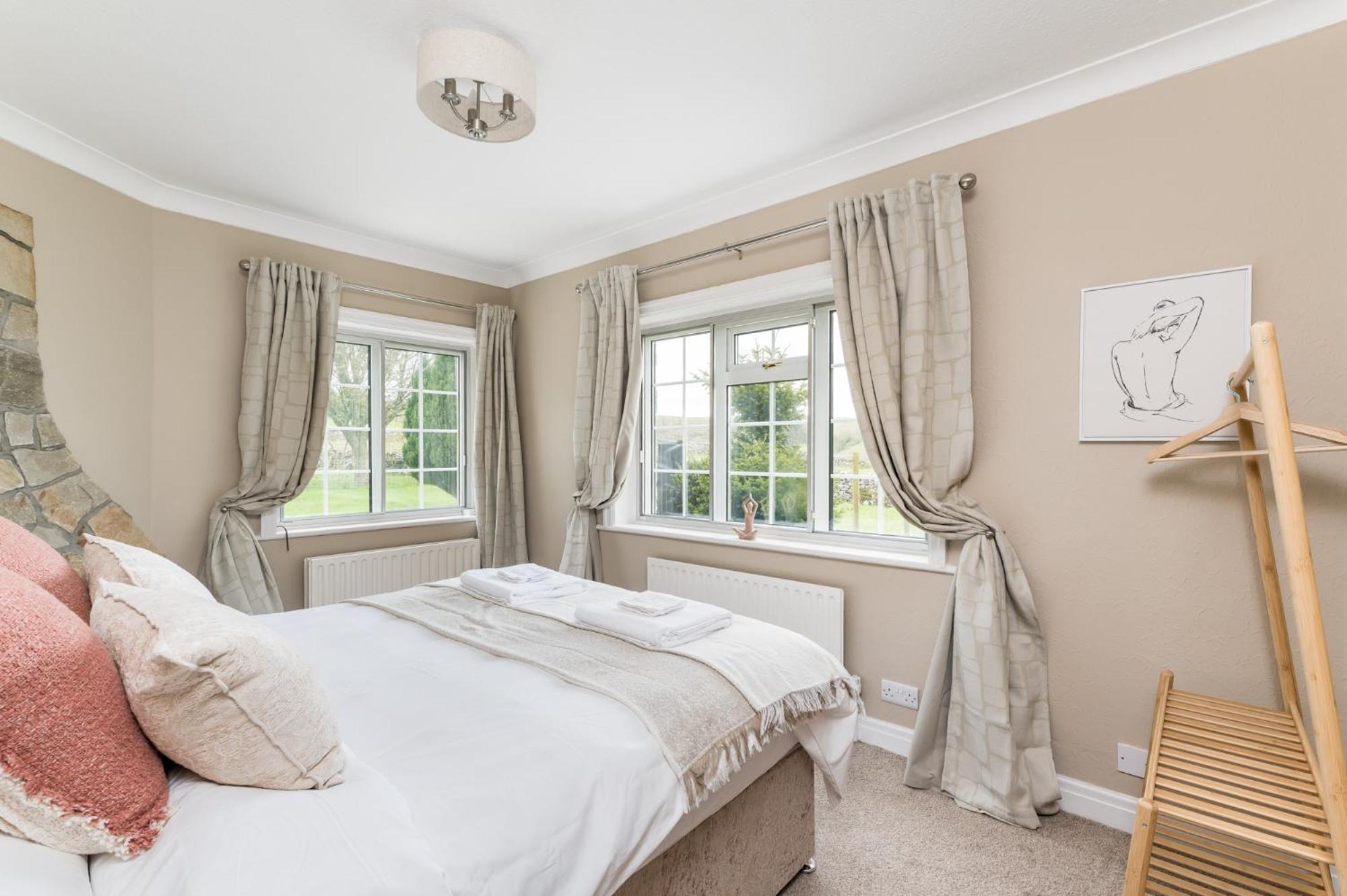 Central Malham Wellbeing Escape With Hot Tub Sleeps 8 Zewnętrze zdjęcie