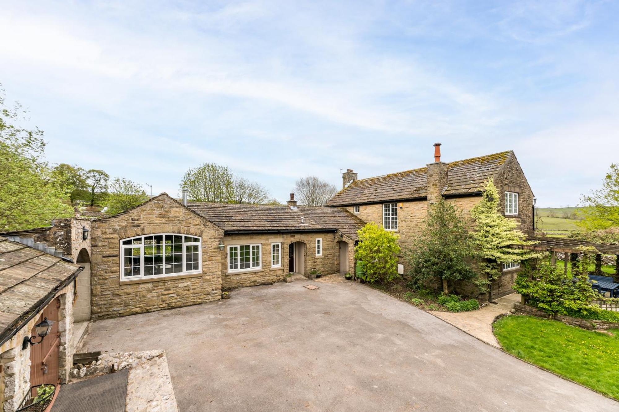 Central Malham Wellbeing Escape With Hot Tub Sleeps 8 Zewnętrze zdjęcie